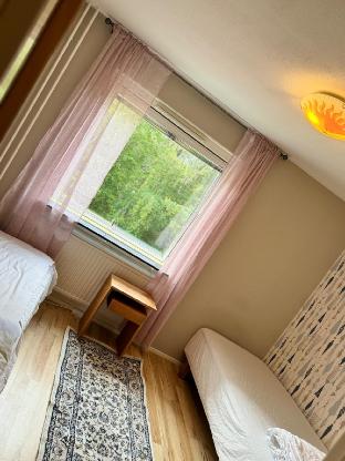 Clean and fresh apartment near town