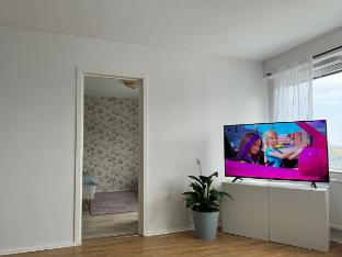 Clean and fresh apartment near town